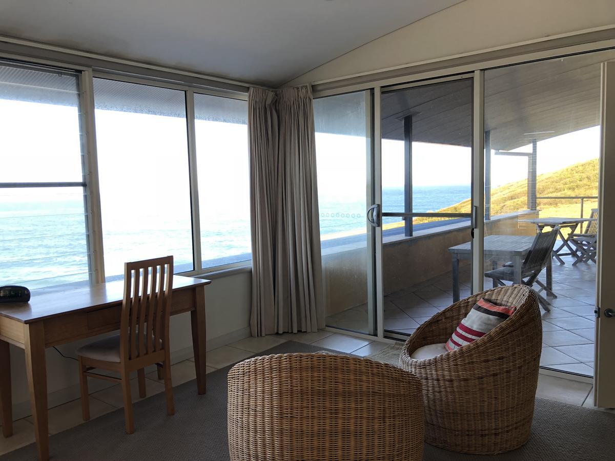 Oceanscape Luxury Beachfront Villas Scotts Head Pokój zdjęcie